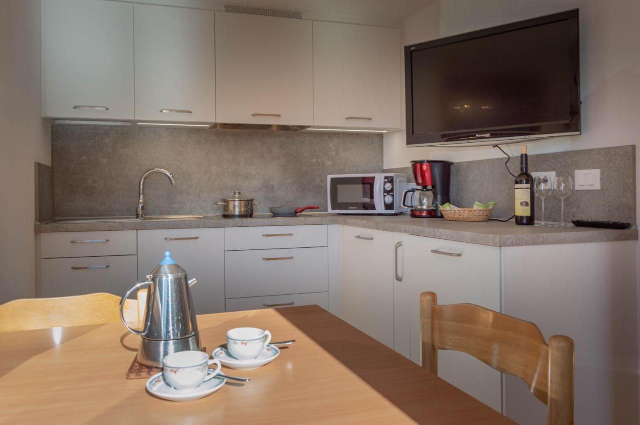 Apartments Udera เซลวาดีวัลการ์เดนา ภายนอก รูปภาพ